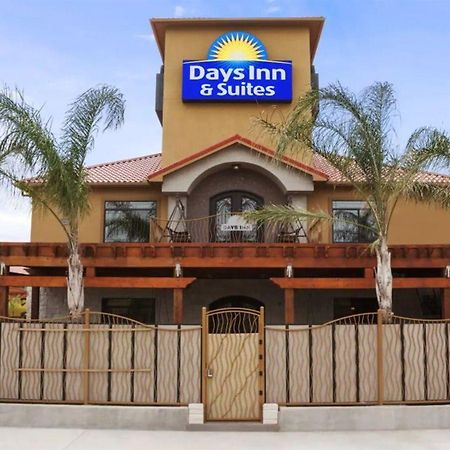 Westfield Days Inn & Suites By Wyndham Houston North-Spring מראה חיצוני תמונה