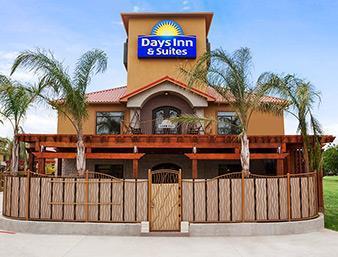 Westfield Days Inn & Suites By Wyndham Houston North-Spring מראה חיצוני תמונה